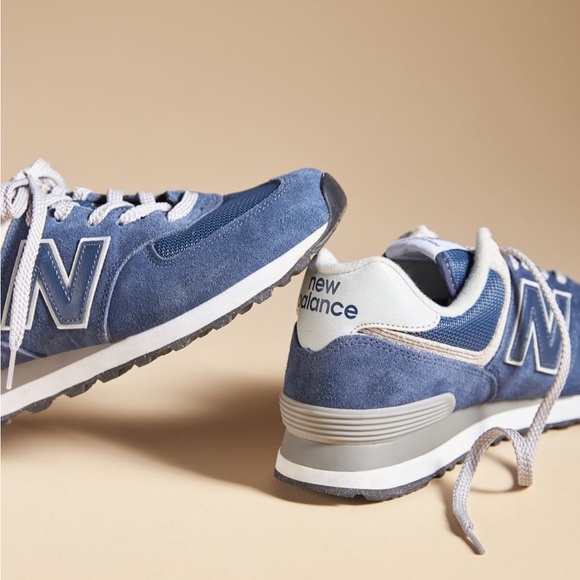 New Balance 574 Sneakers - size 9.5 color BLUE - Picture 3 of 9